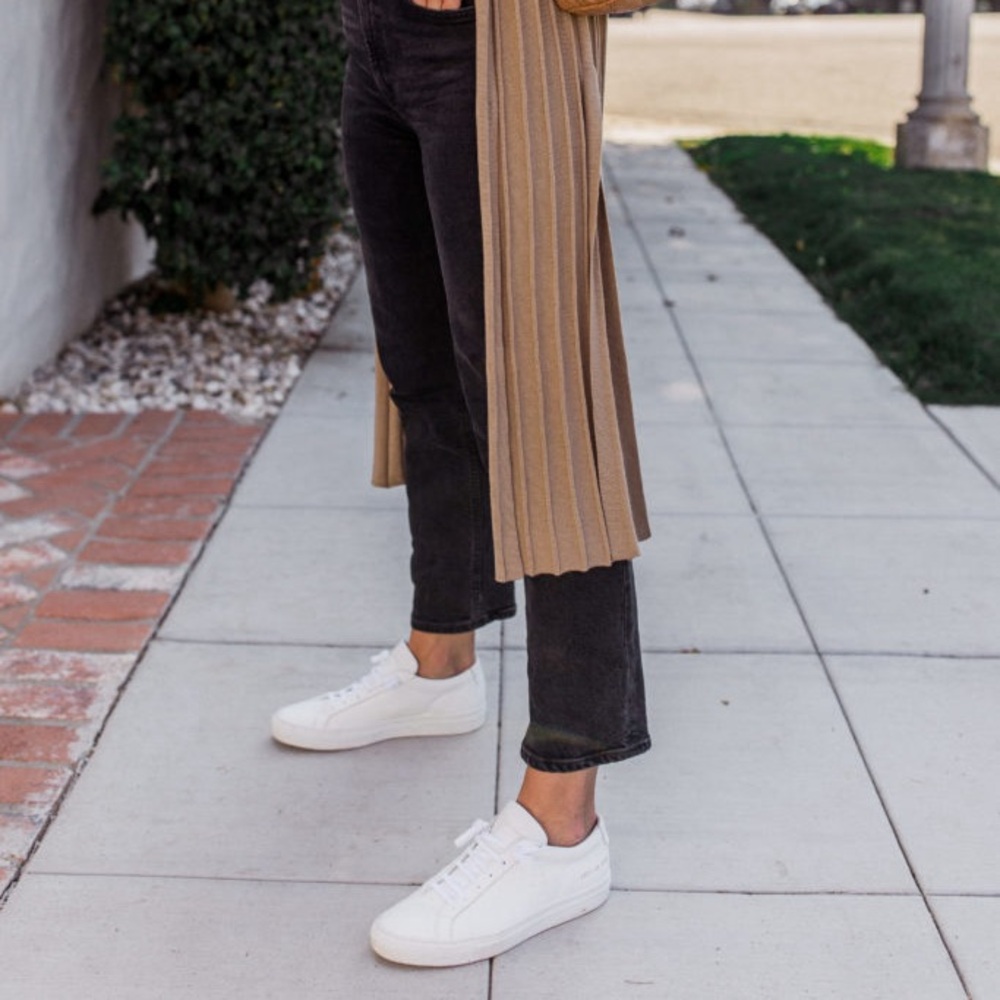 Common Projects Achilles Sneakers View 2